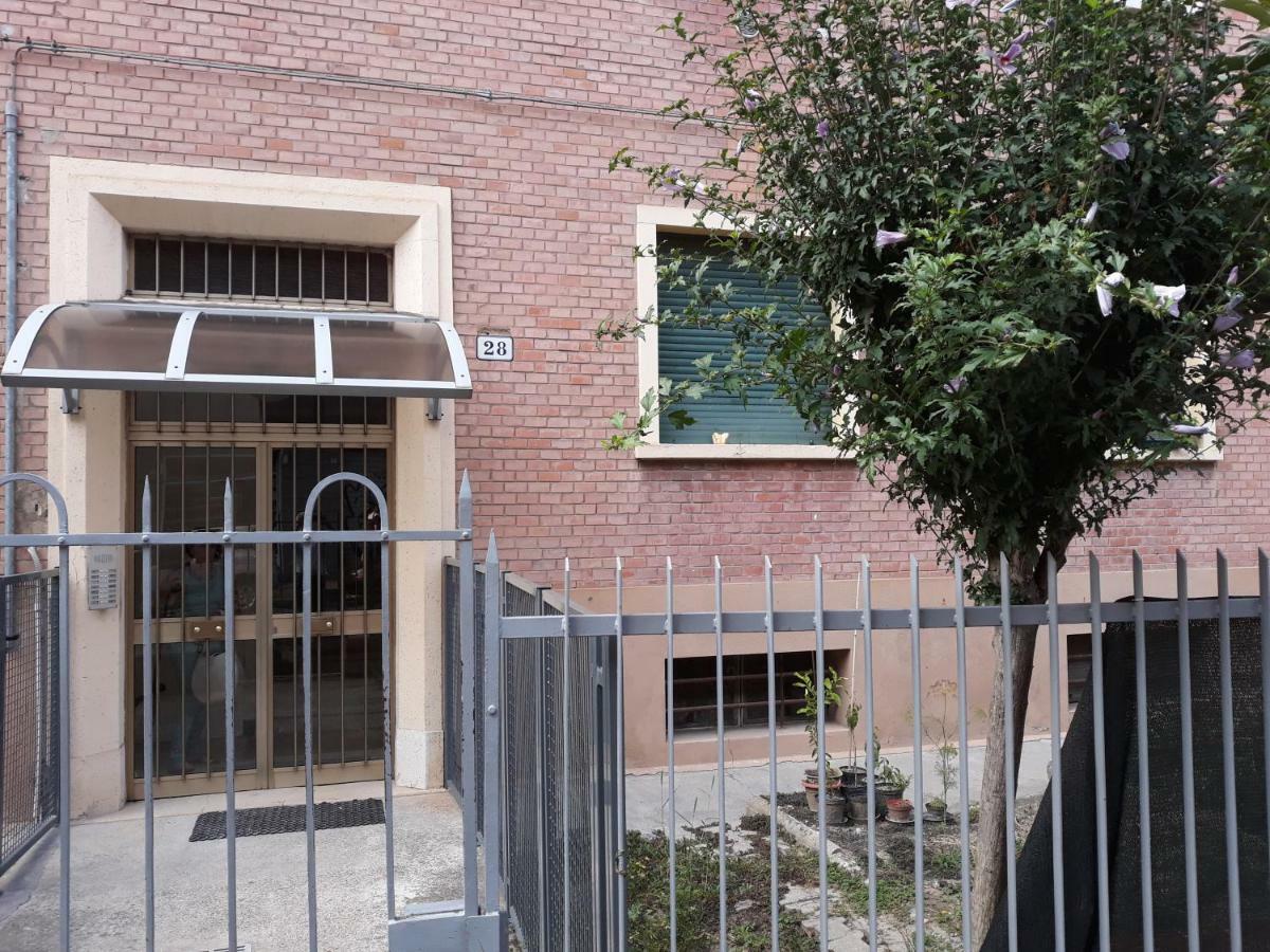 Am Liv' Apartment Bologna Ngoại thất bức ảnh